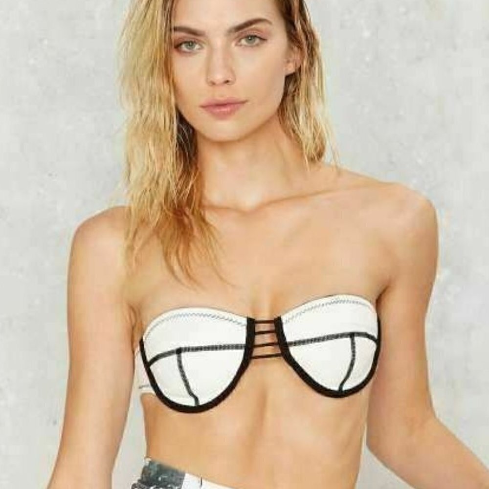N.L.P. Trident Womens White  Bikini Top Size M
